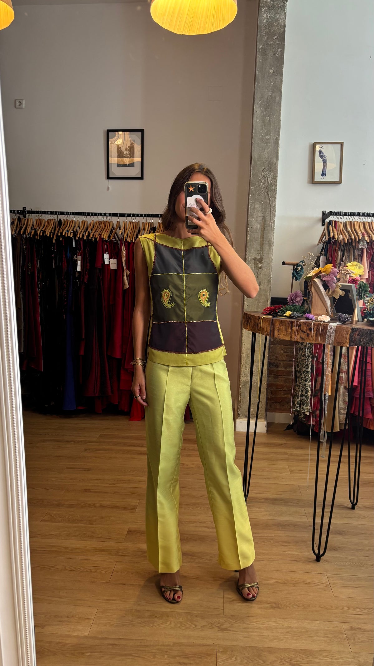 Conjunto 569